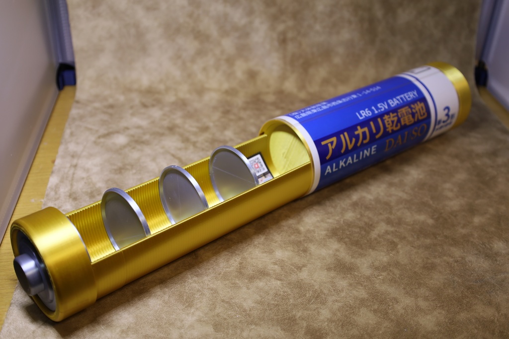 めちゃデカ電池ケース