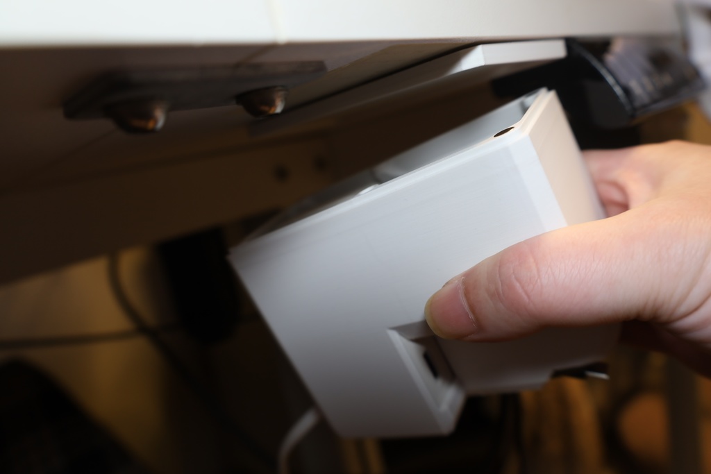 巻き取り式USB付き多機能電源タップ(ACコンセント×2_USB-C×2(巻き取り式)_USB-A×1)