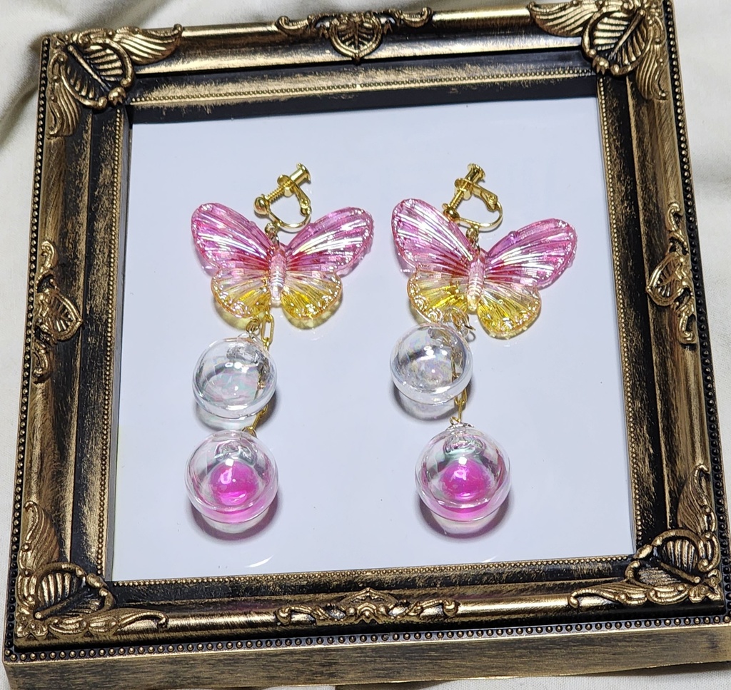 妖精蝶のしゃぼん玉イヤリング