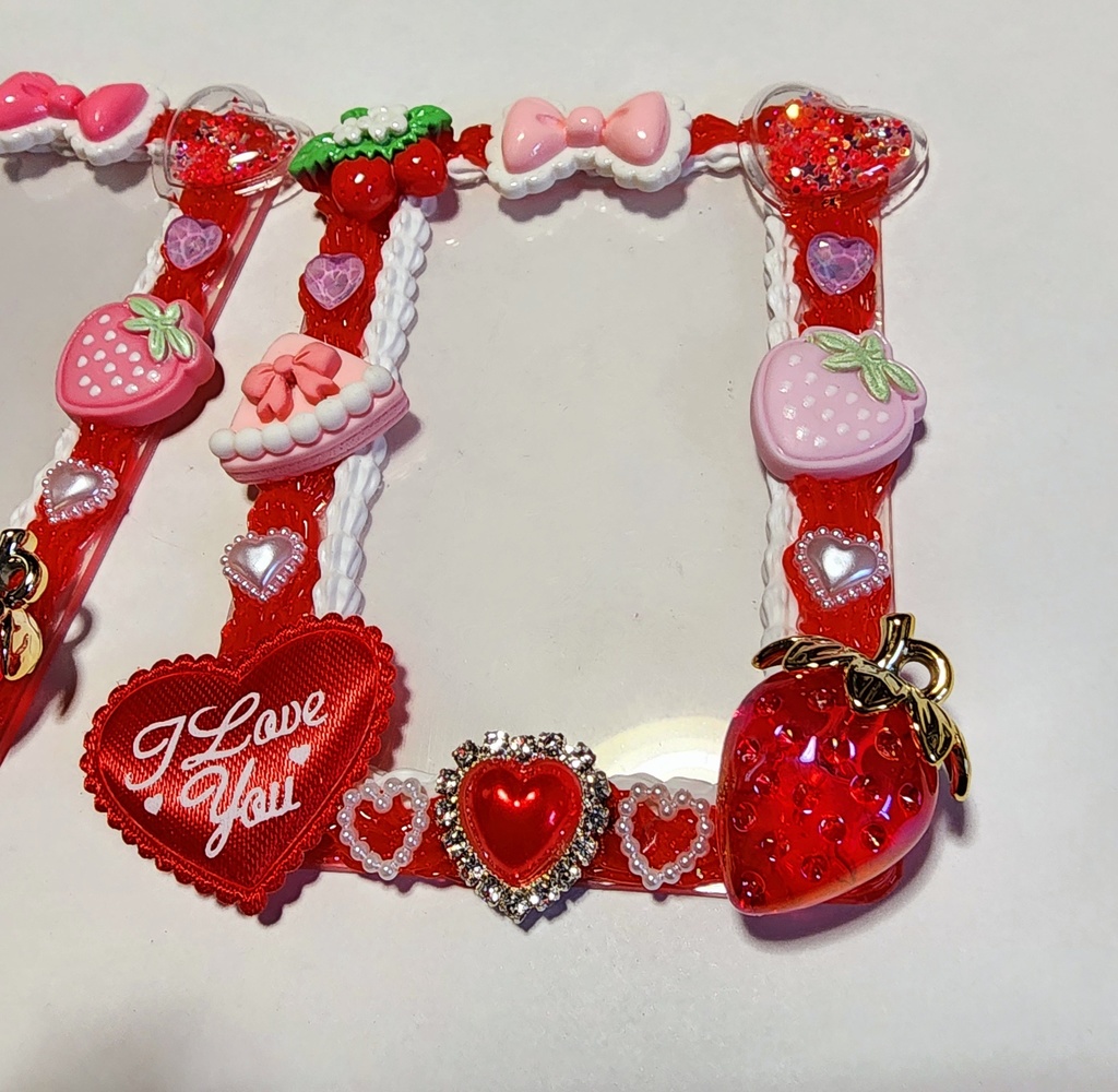 硬質ケース Strawberry Whip🍓🩷