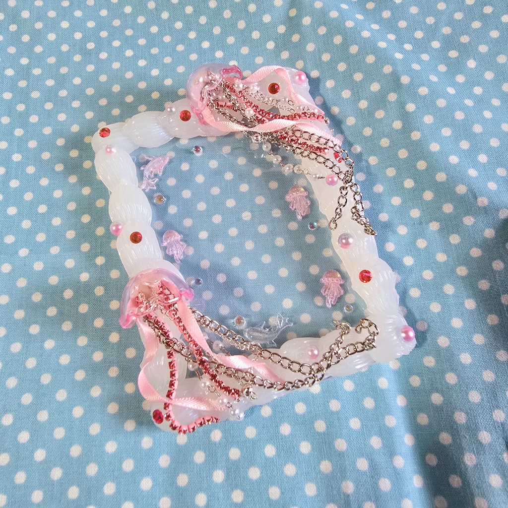 硬質ケース トレカサイズ 𝒋𝒆𝒍𝒍𝒚 𝒋𝒆𝒍𝒍𝒚 𝒇𝒊𝒔𝒉🪼🫧