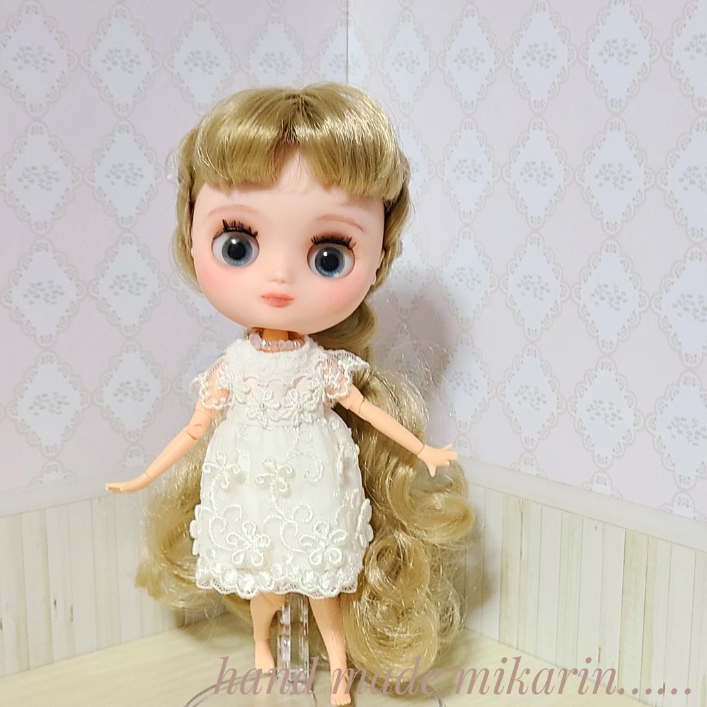 【送料込】背景撮影ボード(ひし形小花②)【ドールハウス】