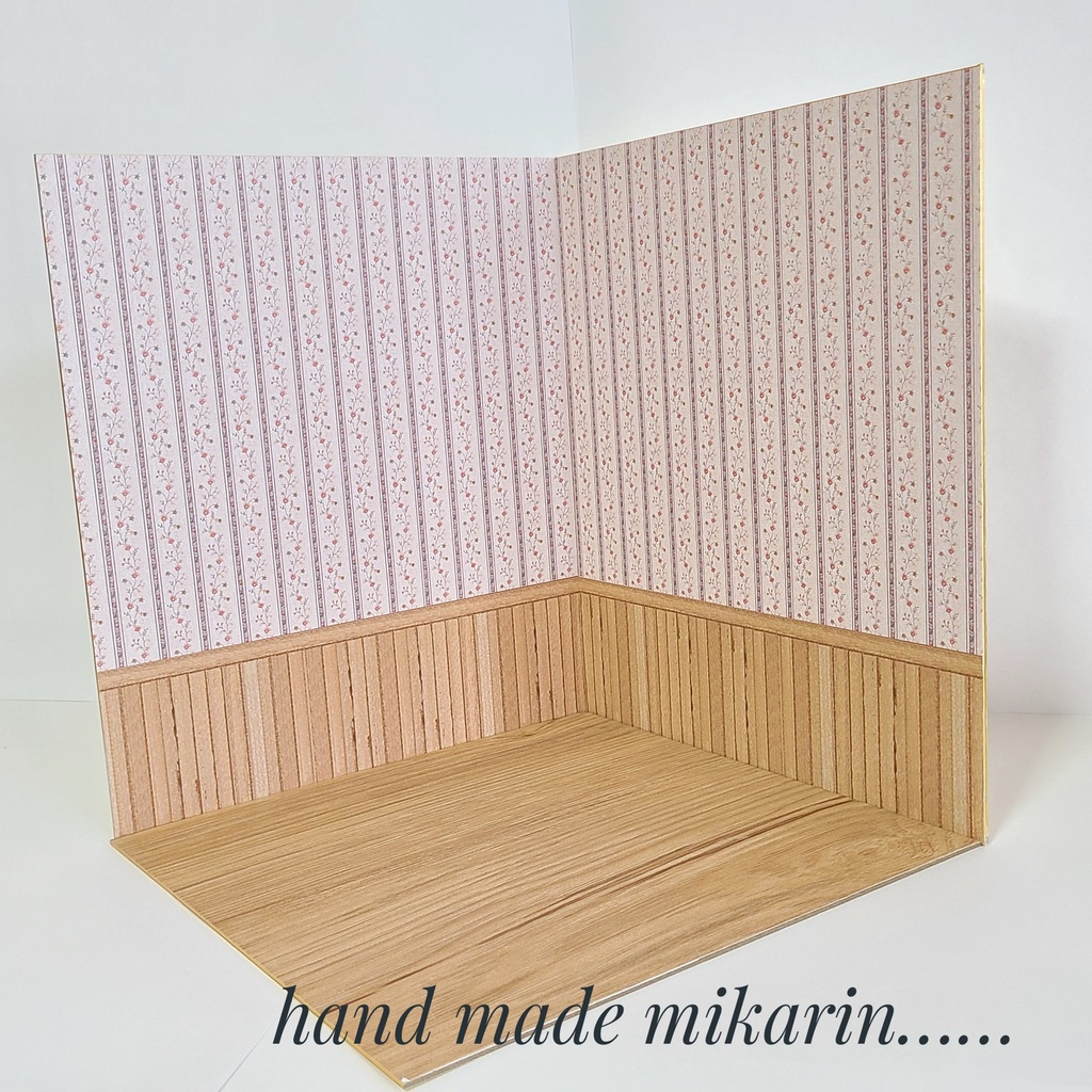 【送料込】背景撮影ボード(縦ライン小花)【ドールハウス】