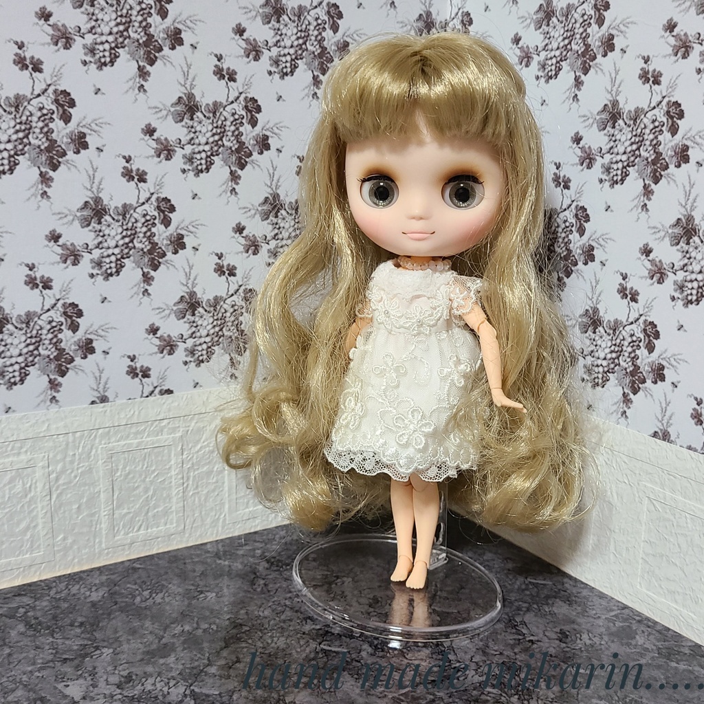 【送料込】背景撮影ボード(黒ぶどう)【ドールハウス】