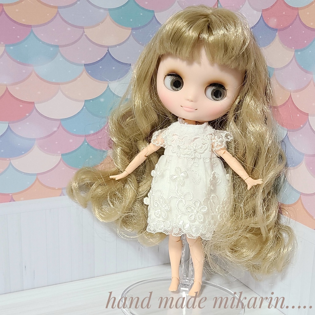 【送料込】背景撮影ボード(うろこ)【ドールハウス】