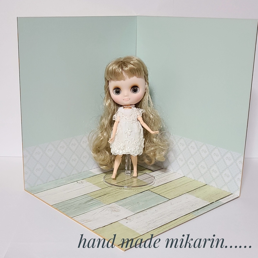 【送料込】背景撮影ボード(ミントグリーン②)【ドールハウス】