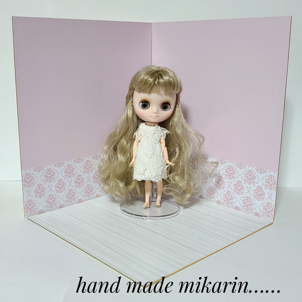 【送料込】背景撮影ボード(ピンク×ダマスク)【ドールハウス】