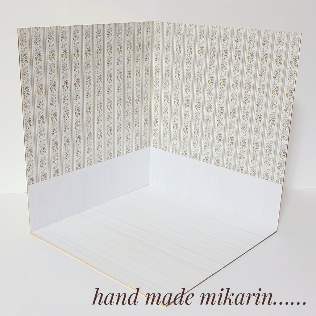 【送料込】背景撮影ボード(ブラウン小花)【ドールハウス】