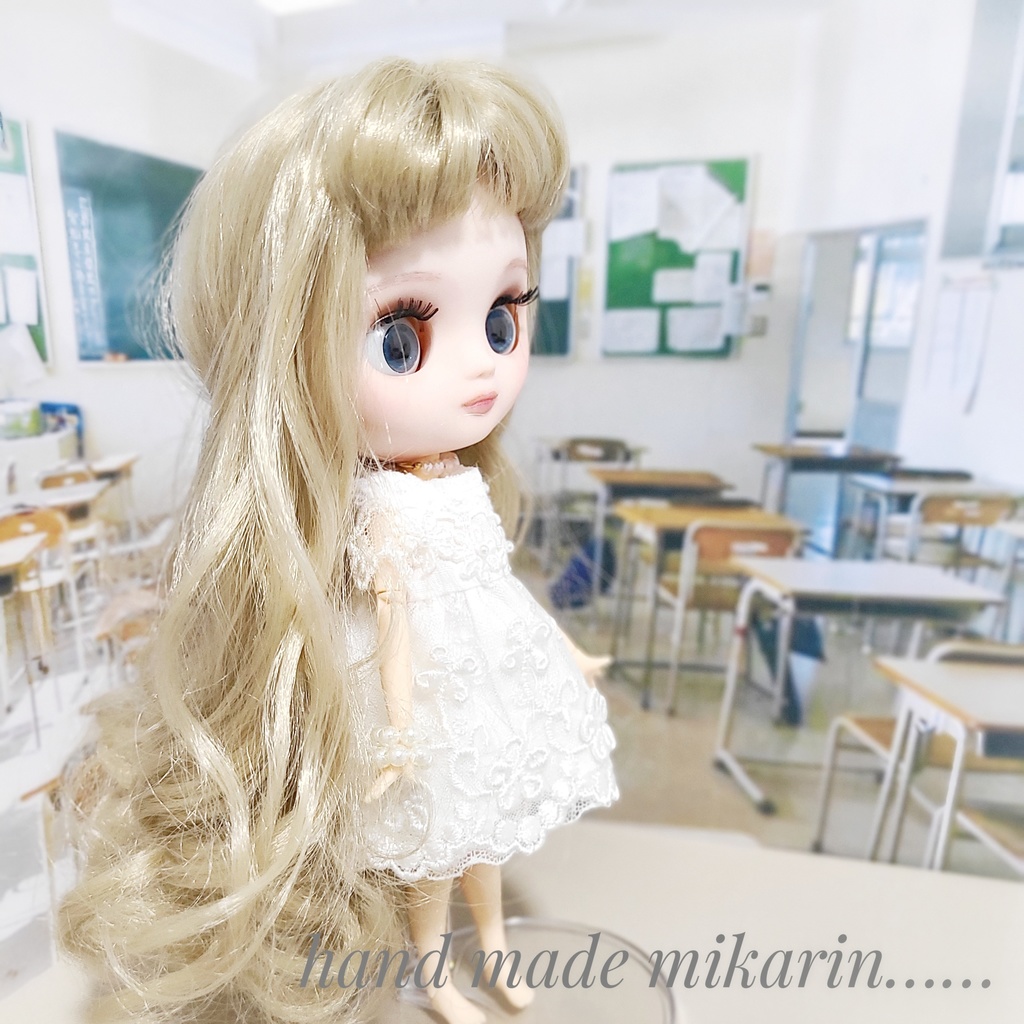 【送料込】背景撮影ボード(教室)【ドールハウス】