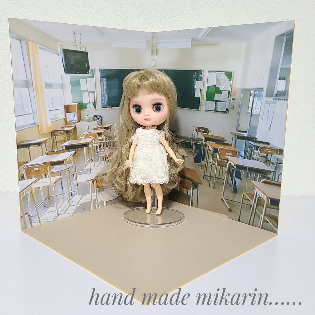 ドールハウス 背景ボード アンティーク シャビー 蒸し暑い