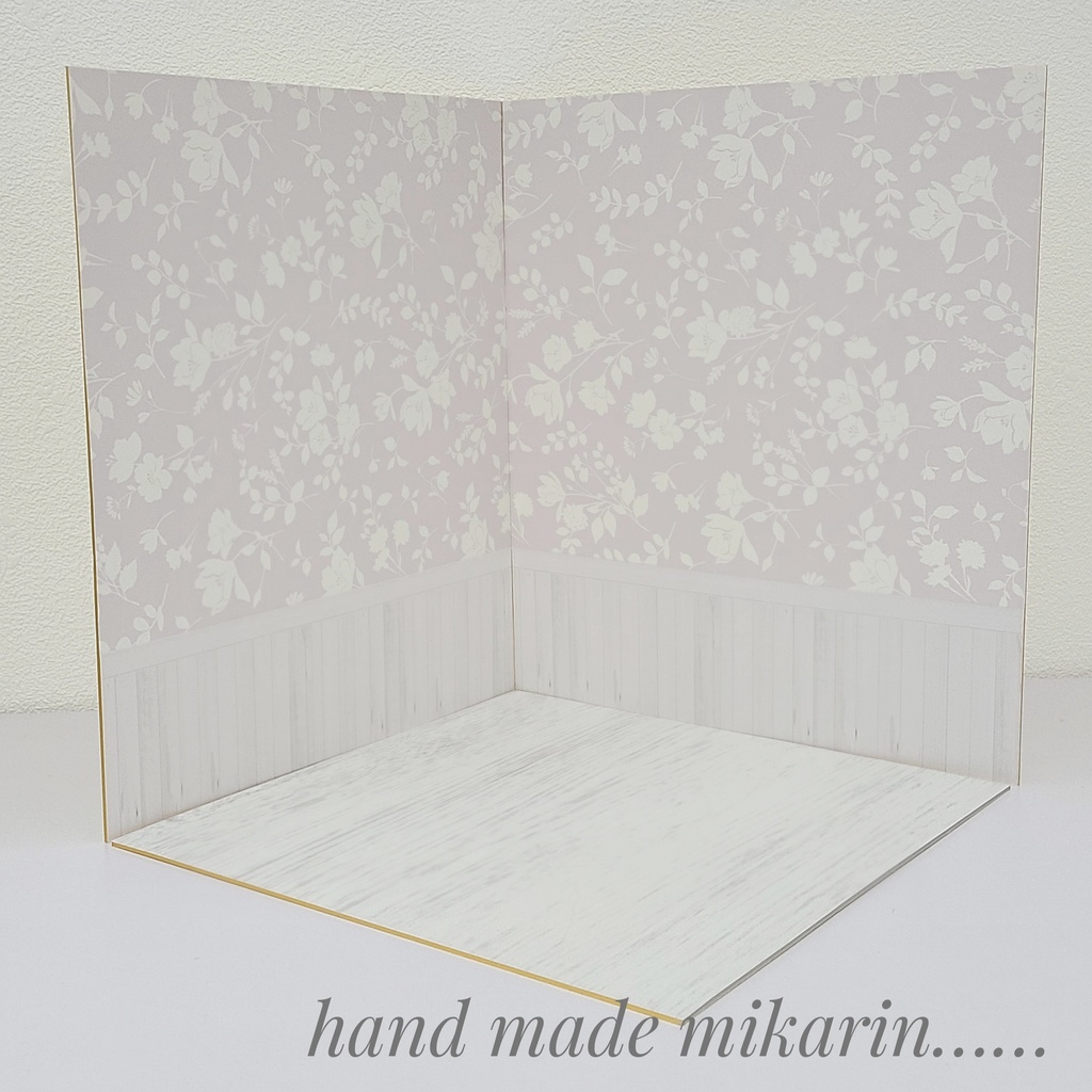 【送料込】背景撮影ボード(くすみピンク花柄×腰壁)【ドールハウス】