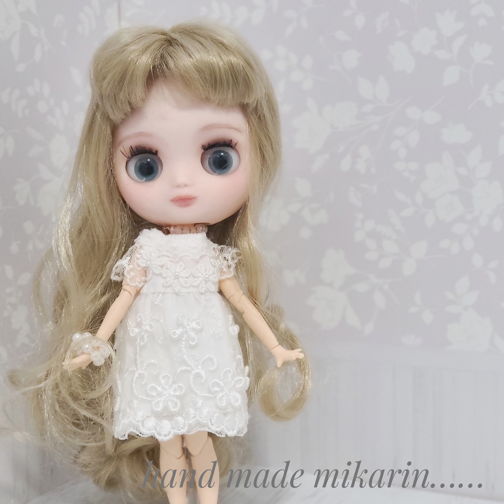 【送料込】背景撮影ボード(くすみピンク花柄×腰壁)【ドールハウス】