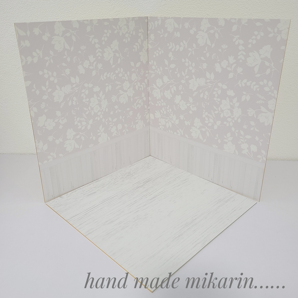 【送料込】背景撮影ボード(くすみピンク花柄×腰壁)【ドールハウス】