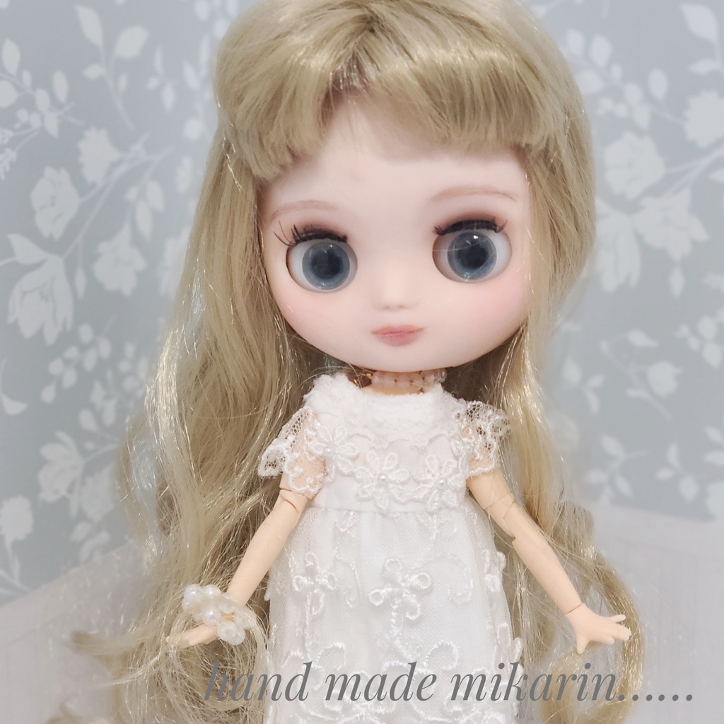 【送料込】背景撮影ボード(グレー花柄×シャビー)【ドールハウス】