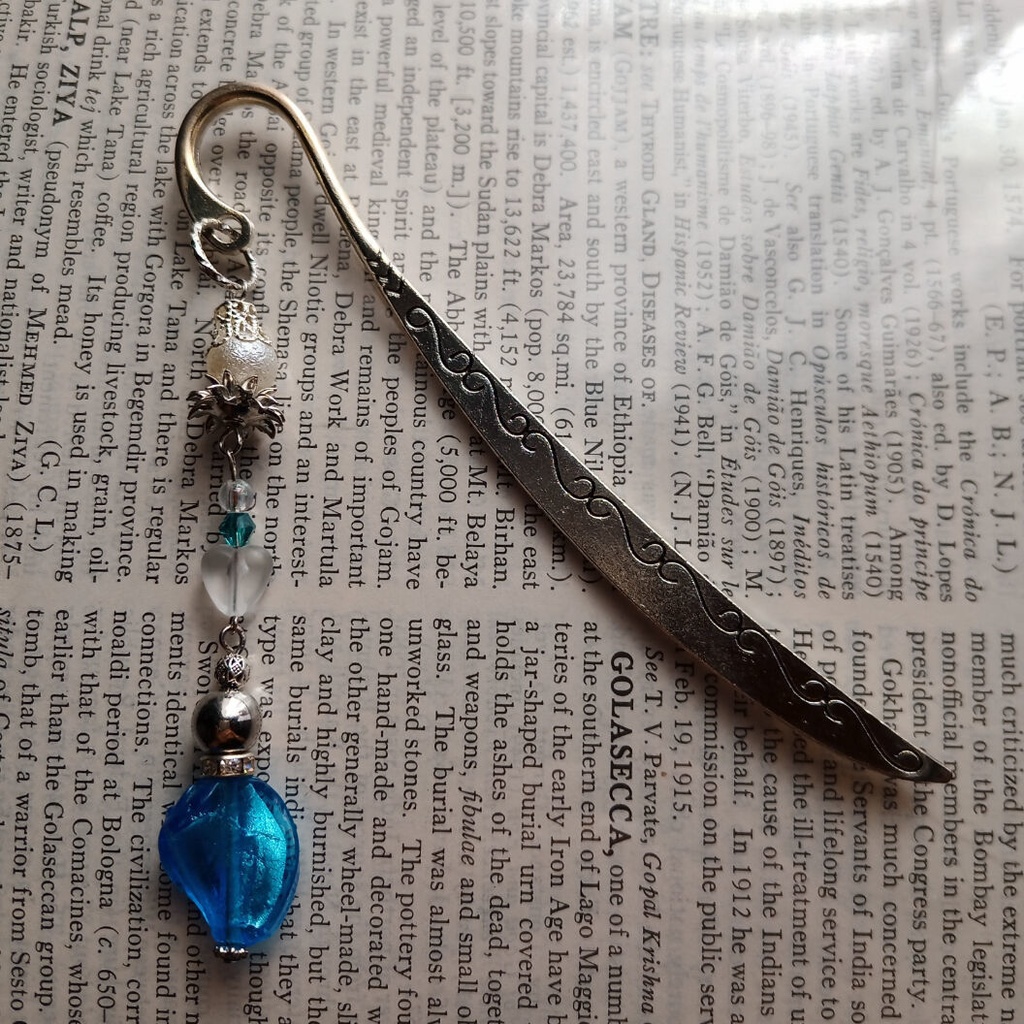 B028 栞(しおり)ブックマーク