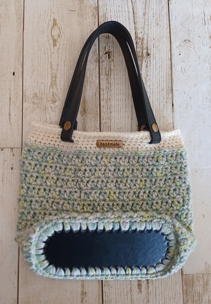 M013 ハンドメイド 毛糸バッグ