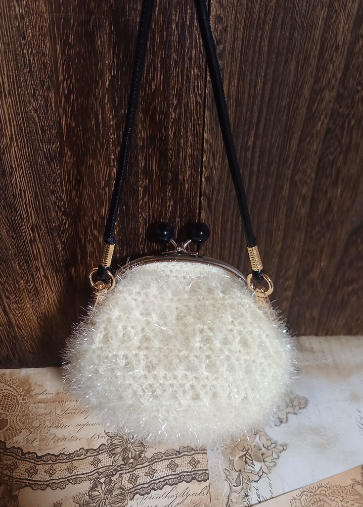 M014 たわし用ヤーンのがま口バッグ