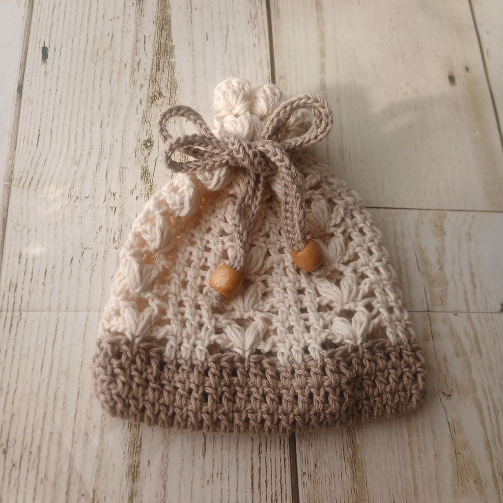 M018 手編みの巾着ポーチ