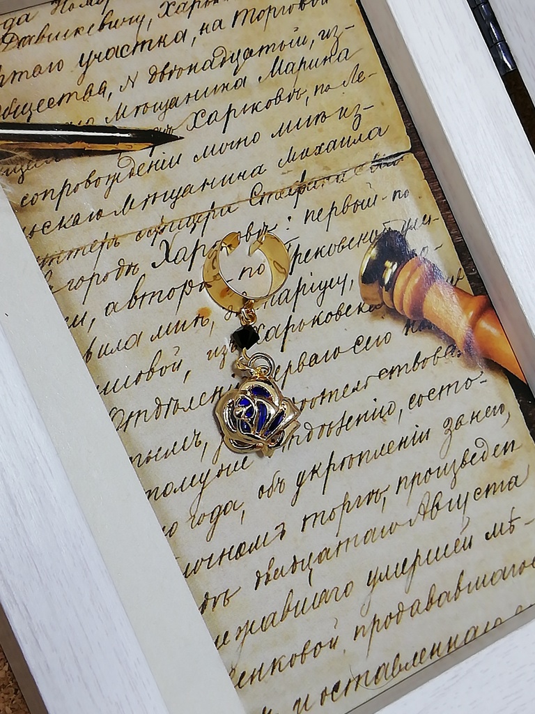 ローザ・ブルーモチーフイヤーカフ