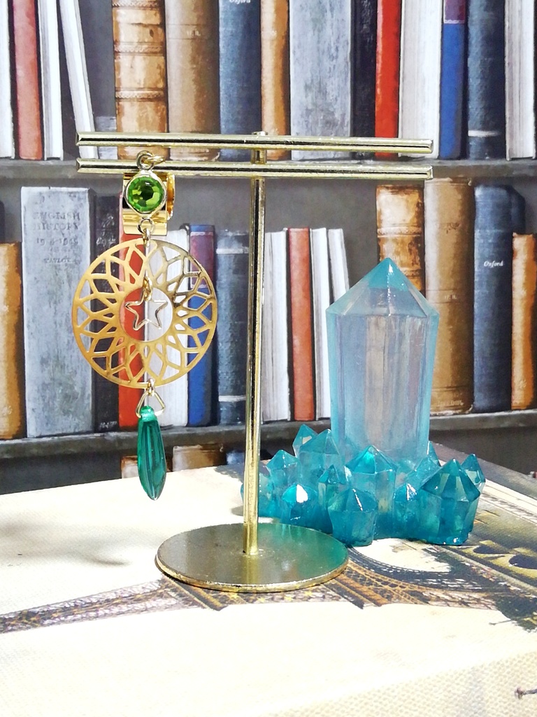 魔方陣風イヤーカフ