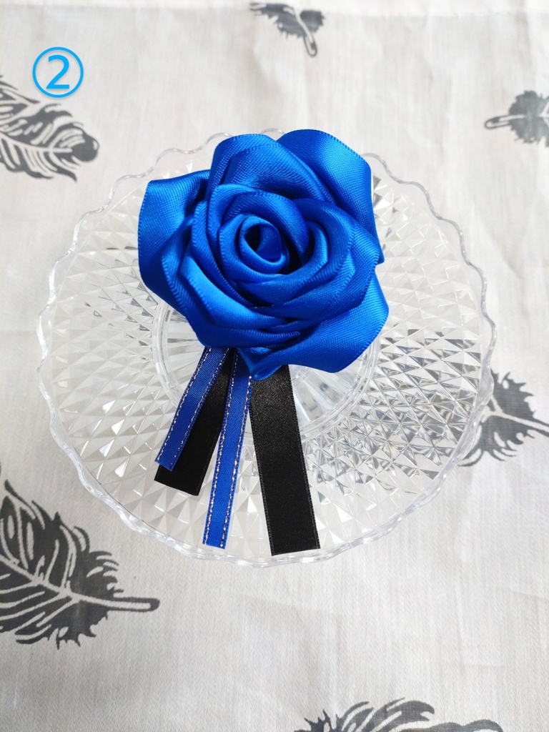 【カンタレライメージ】薔薇コサージュ