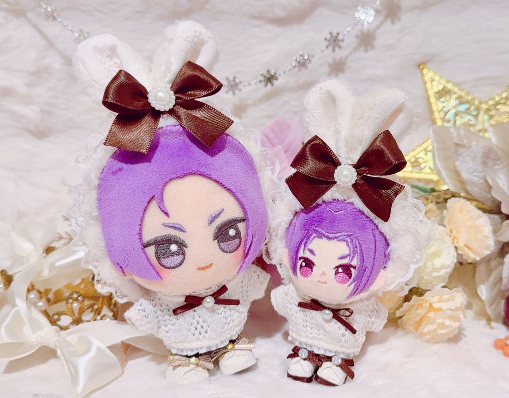 ୨୧ Crème Tricot ୨୧