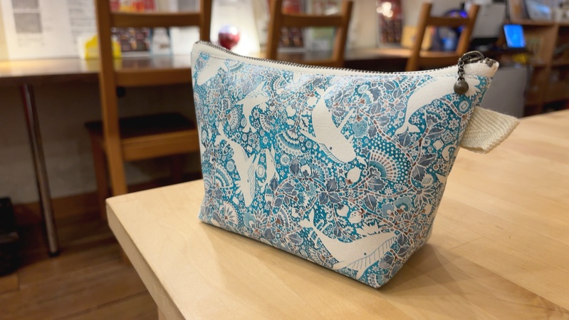 【受注生産】🐋鯨野ファンタジア 三角ポーチ