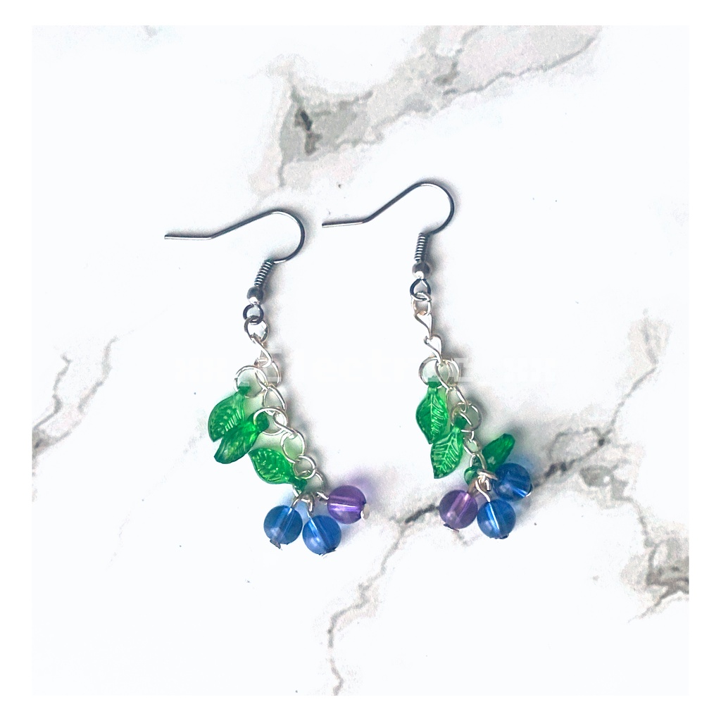 【Enchanted Tea Party】ブルーベリー ピアス