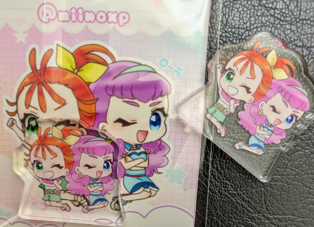 まなロラ　アクリルブロック