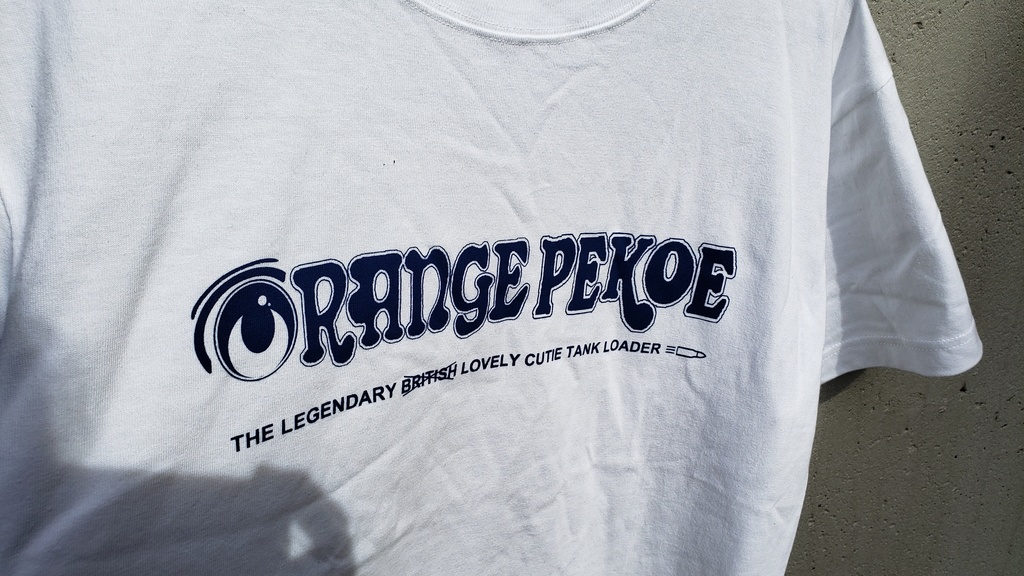 オレンジペコ Tシャツ ホワイト Lサイズ(缶バッジ付き)