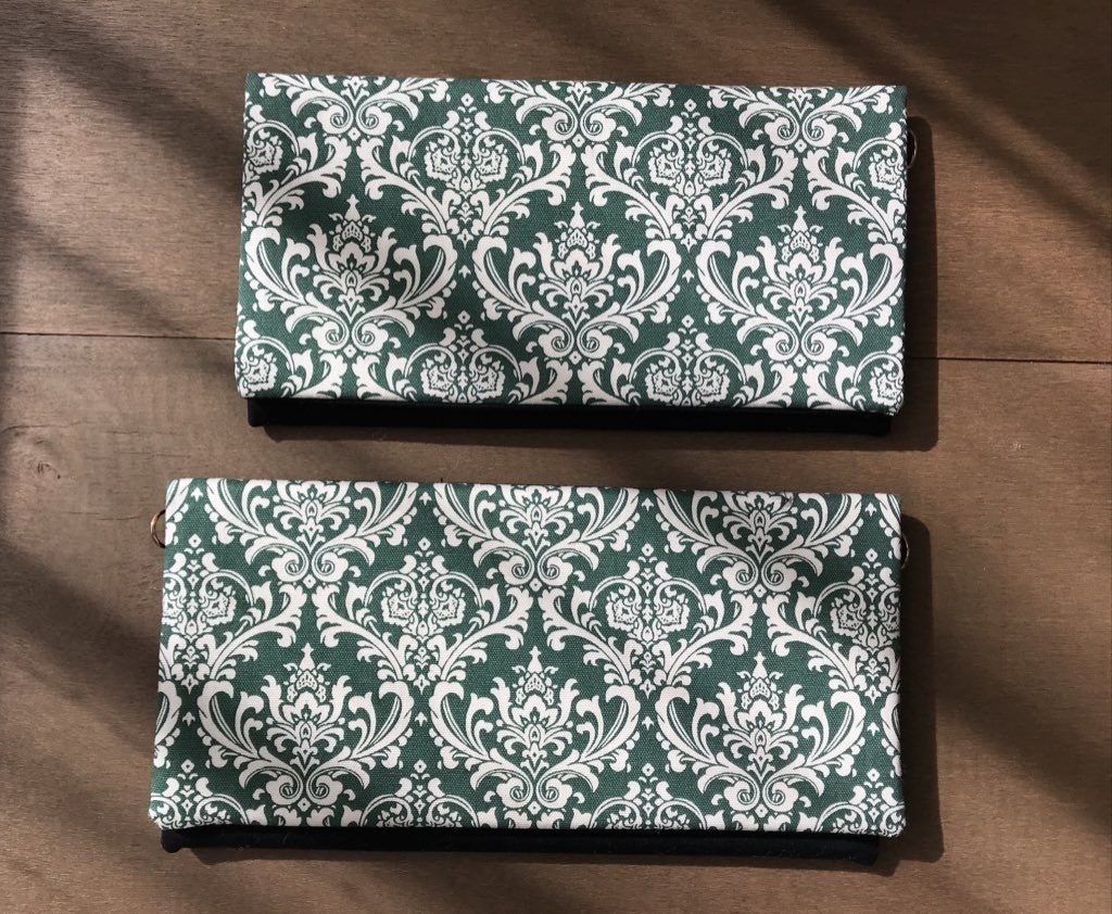 タッセルでお着替え 生々しくない江のもの チケットケース