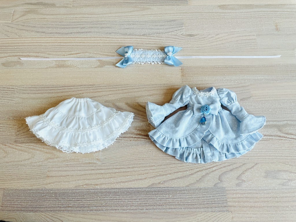 ドレス3点セット　(1/6ドール用)
