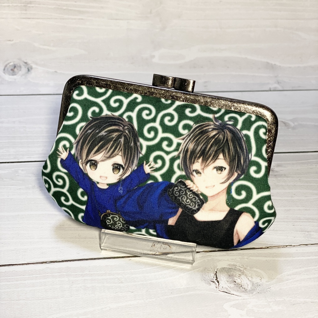 マルチカードケースがま口「てるにゃん・大きいてるにゃん」唐草系/Un porte-cartes multiple pour éliminer les portefeuilles obèses.(Gamaguchi)Terunyan