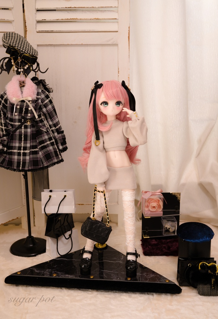 ぽわん袖ニット