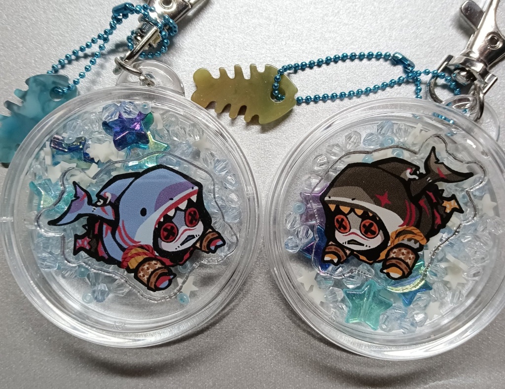 シャカシャカキーホルダー サメダー