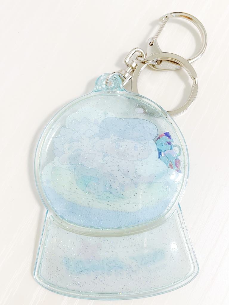 スノードームキーホルダー