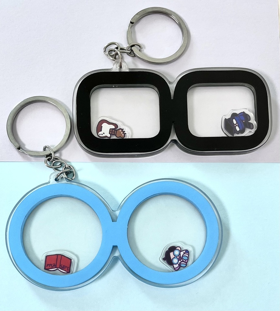 シャカシャカメガネアクキー