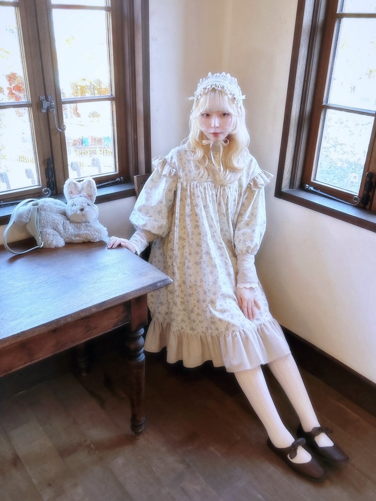 うさぎとお散歩ワンピース