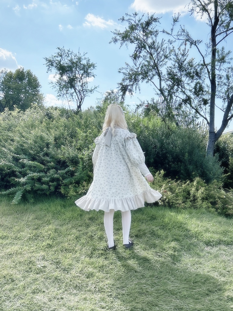 うさぎとお散歩ワンピース