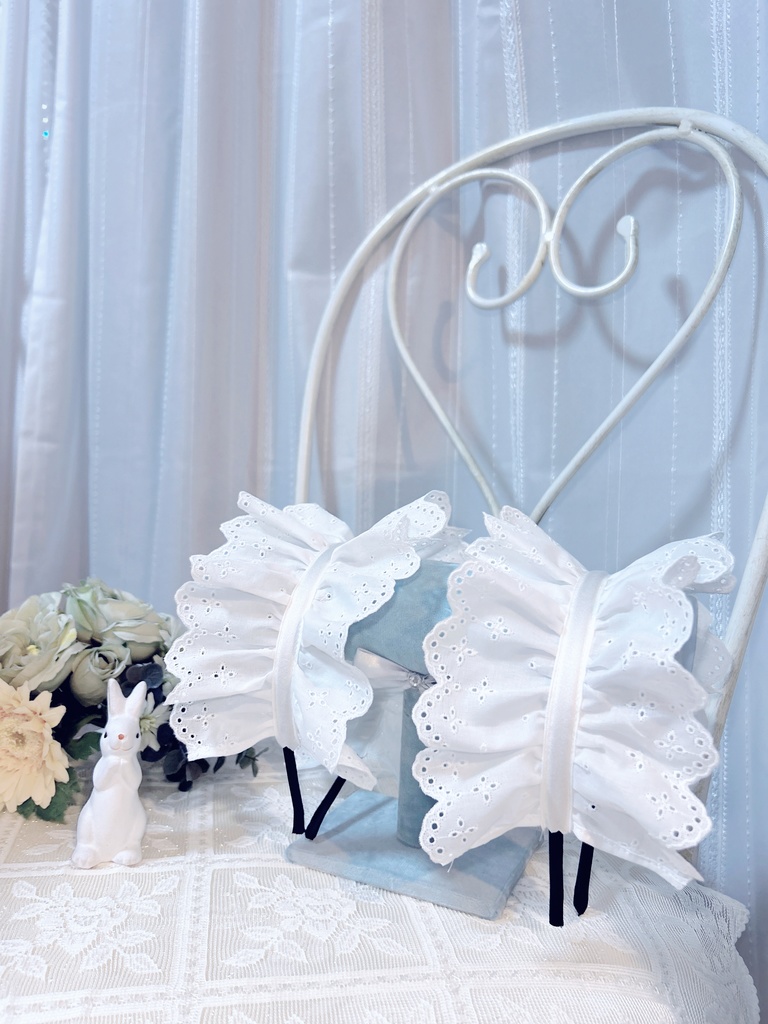 フリルカチューシャ