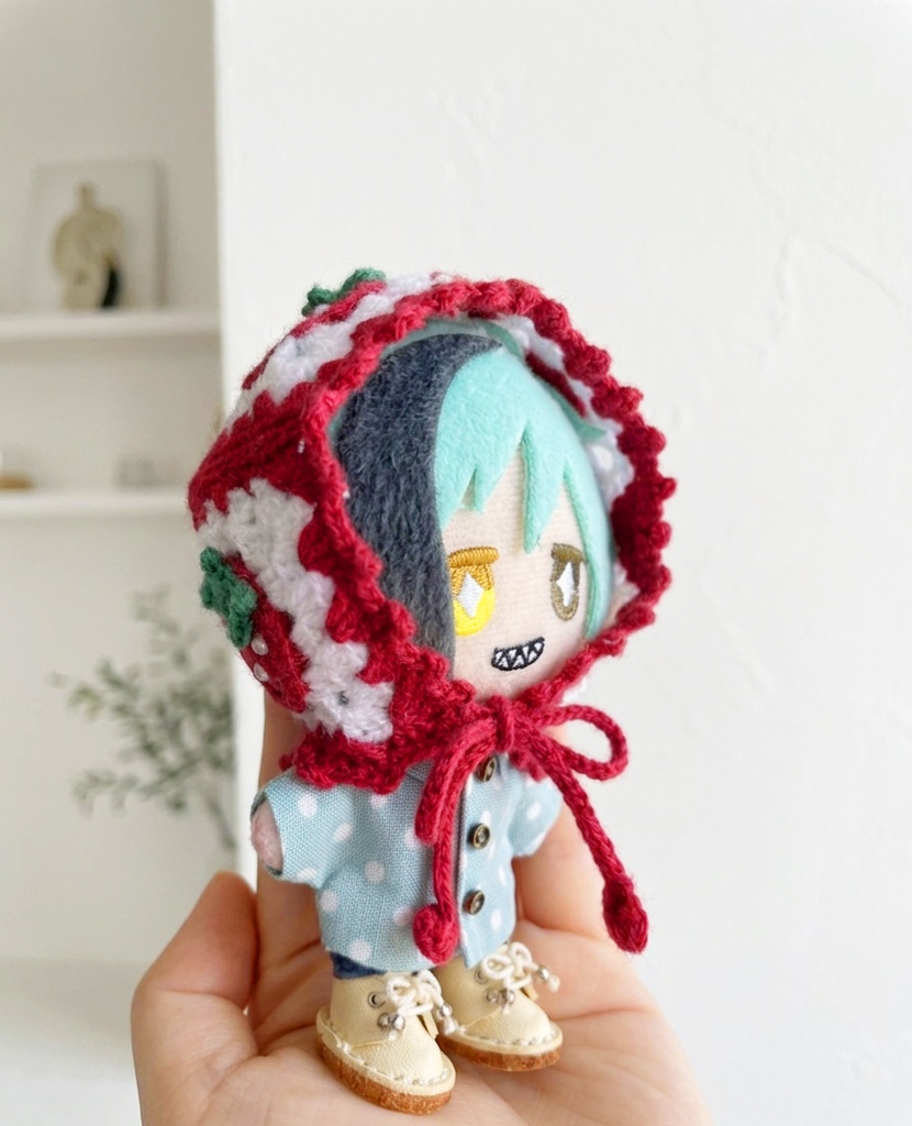 【いちごずきんちゃん】10cmぬい服　ボンネット