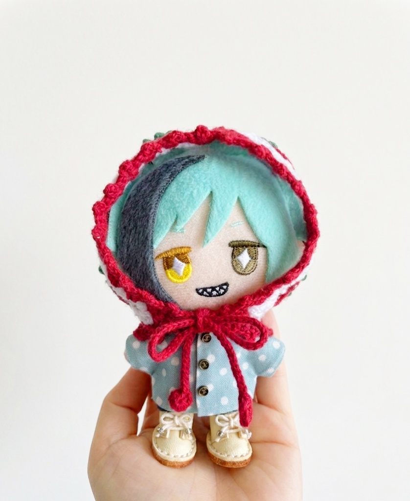 【いちごずきんちゃん】10cmぬい服　ボンネット