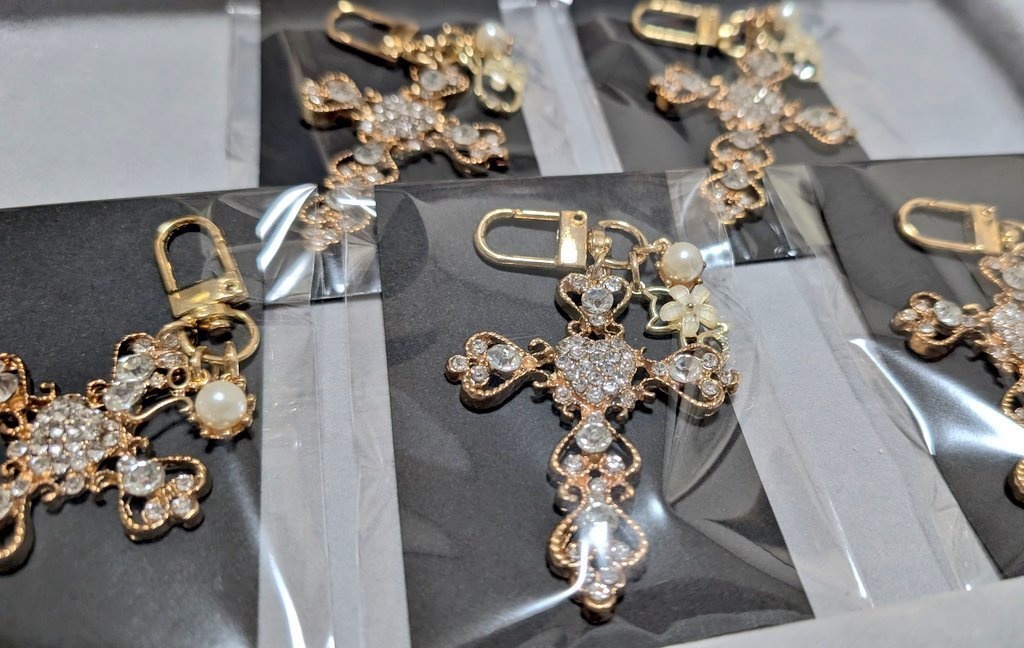 十字架 クロス キーホルダー(画像15枚)