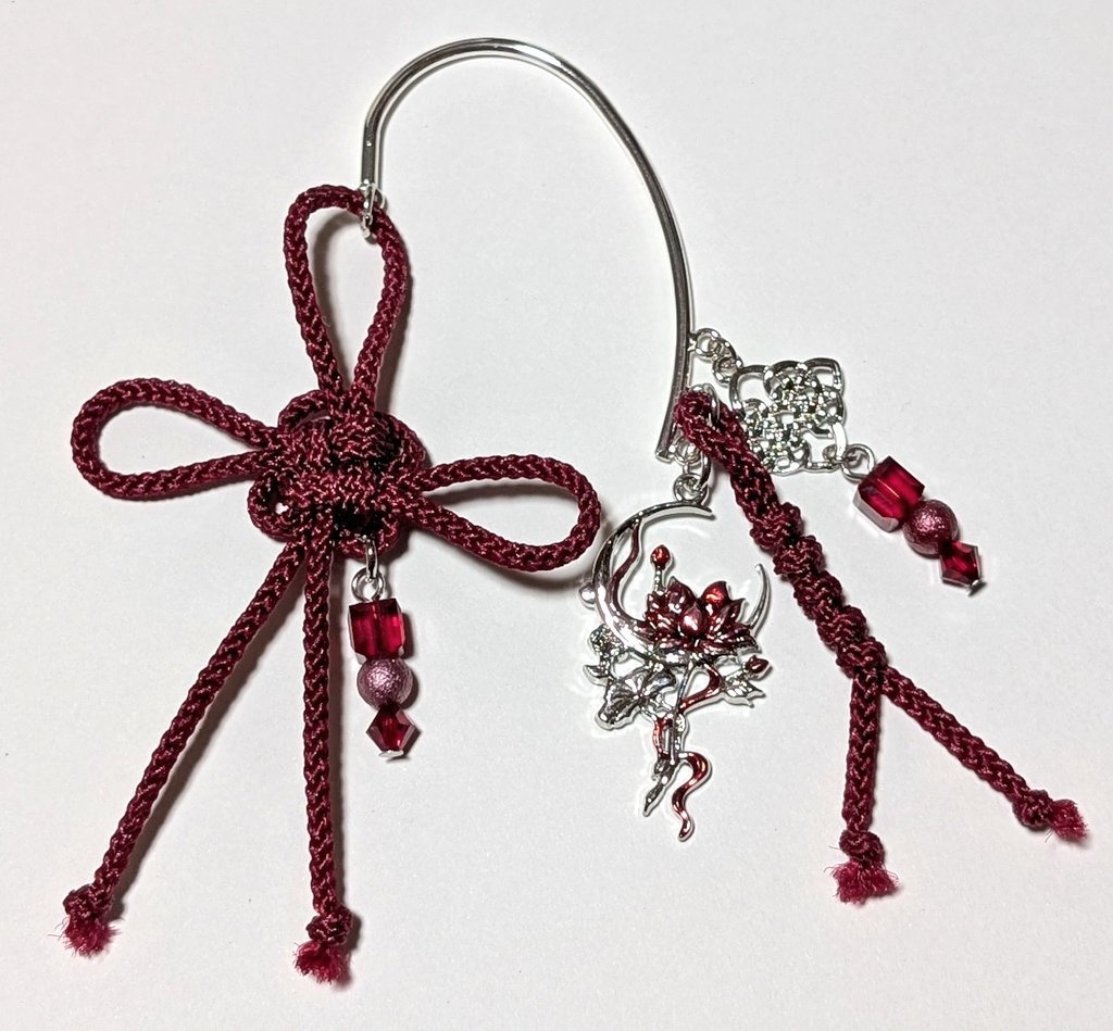 吉祥結と蓮のイヤーフック