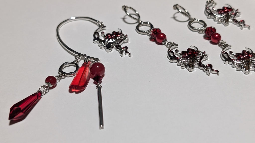 紅✕蓮のイヤーフック&イヤリング