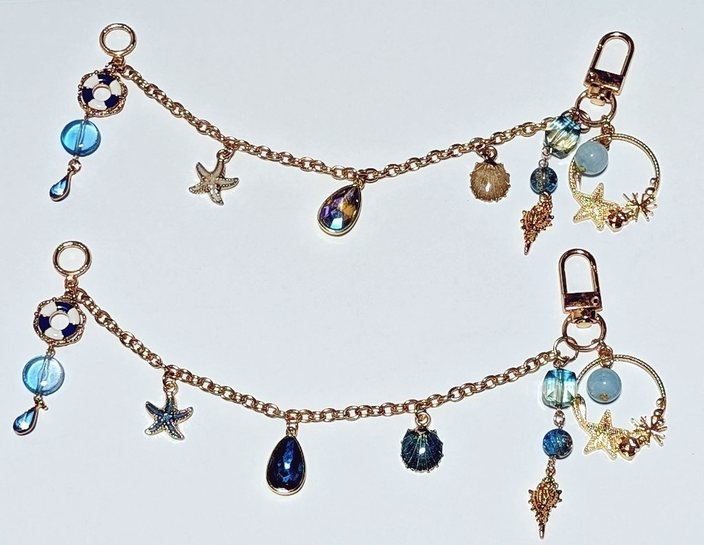 海のバッグチャーム