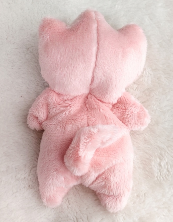 モコモコぬいぐるみ【ヘンテコな生き物あちゃ】【ピンク】