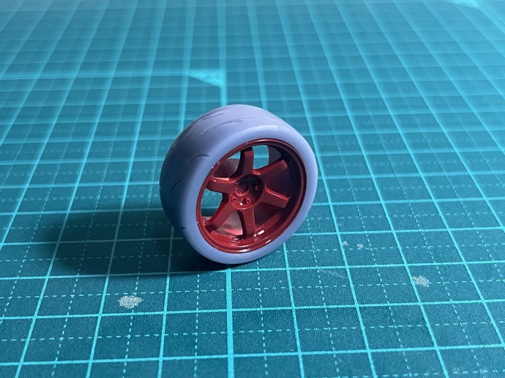 1/24 自作タイヤ AR-1 18インチ