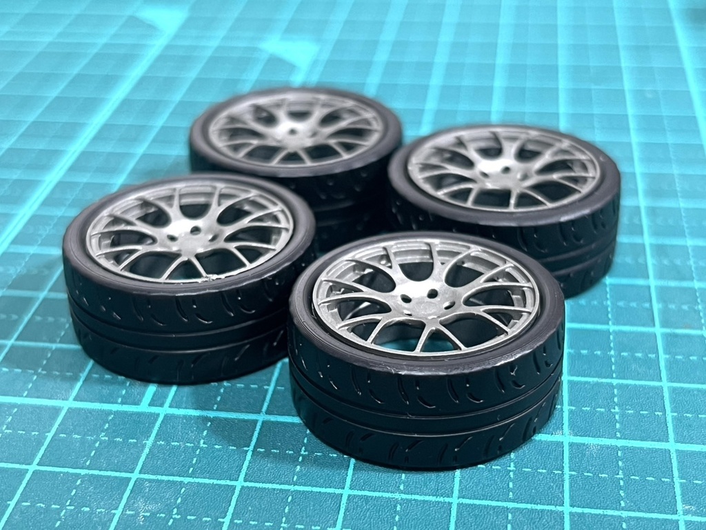 1/24 自作タイヤ Z3