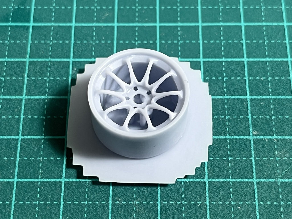 1/24 自作ホイール CE28N 18インチ